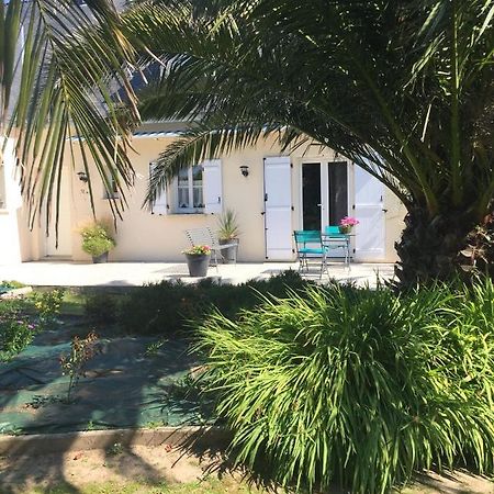 Cote Jardin Des Charmilles Bed and Breakfast Quettehou Eksteriør billede
