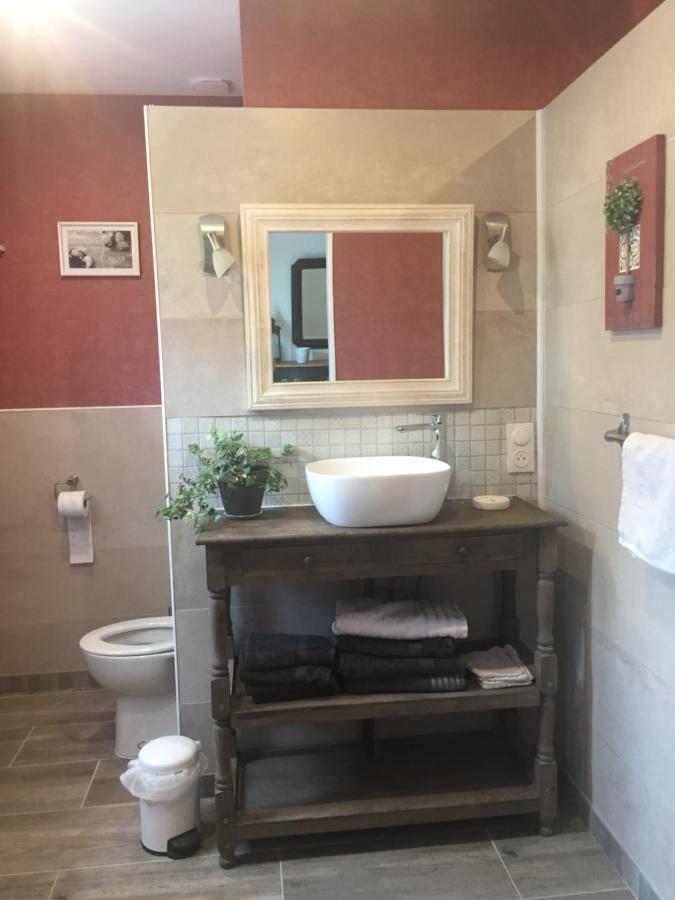 Cote Jardin Des Charmilles Bed and Breakfast Quettehou Eksteriør billede
